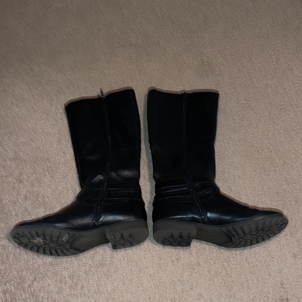 Stylish Boots - image 5